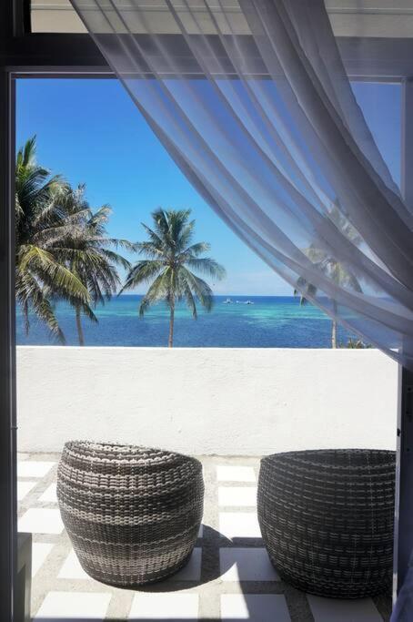 Two Bedroom Beachfront Penthouse Balabag (Boracay)