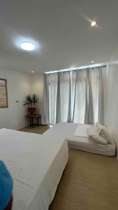 Apartment Two Bedroom Beachfront Penthouse Balabag (Boracay)